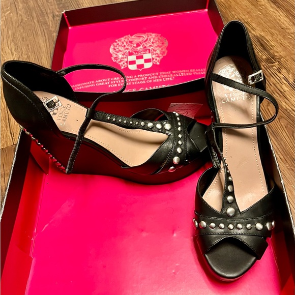 New in box! Retail: $129 Vince Camuto women’s size 10 M! Style VC-Simonas. - Picture 4 of 8
